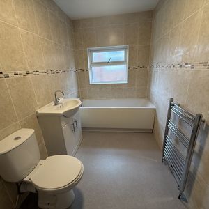 Photo 6- click for photo gallery